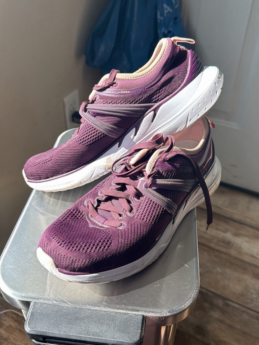 Hoka Women's 9.5 Like New